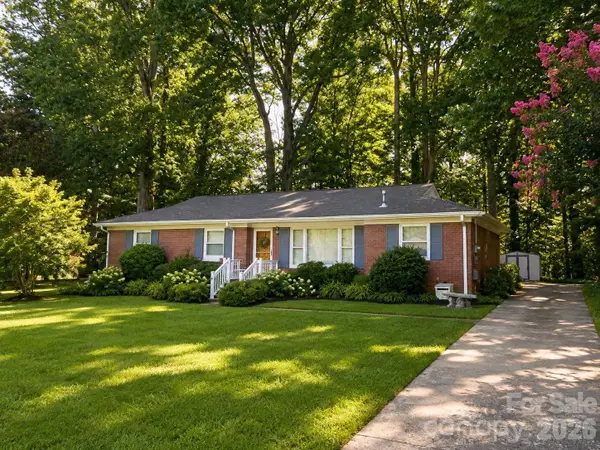 6124 Donna Drive, Charlotte, NC 28213