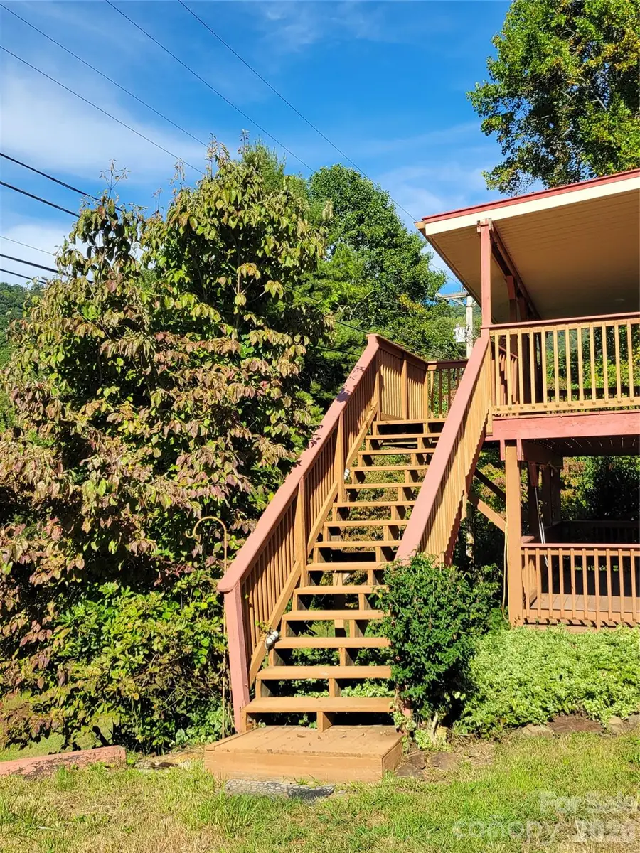 507 Utah Mountain Road, Waynesville, NC 28785 - #3