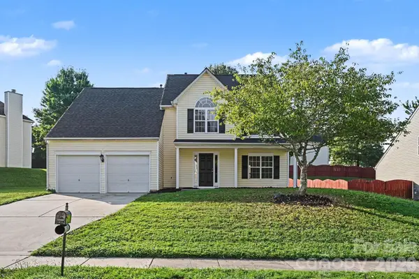 11008 Padderborn Court, Charlotte, NC 28215