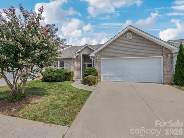 156 Chesire Way, Fletcher, NC 28732