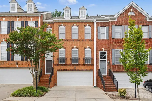 3251 Luke Crossing Drive, Charlotte, NC 28226