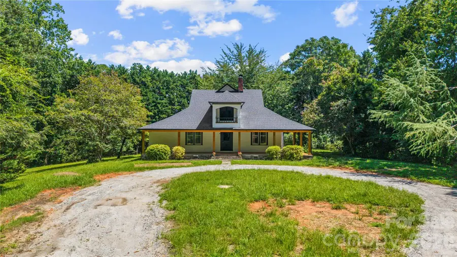 103 Hyde Avenue, Tryon, NC 28782 - #2