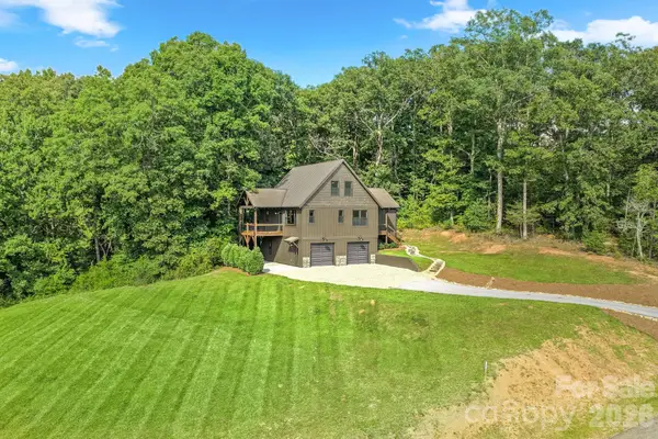 340 Porter Creek Drive, Franklin, NC 28734
