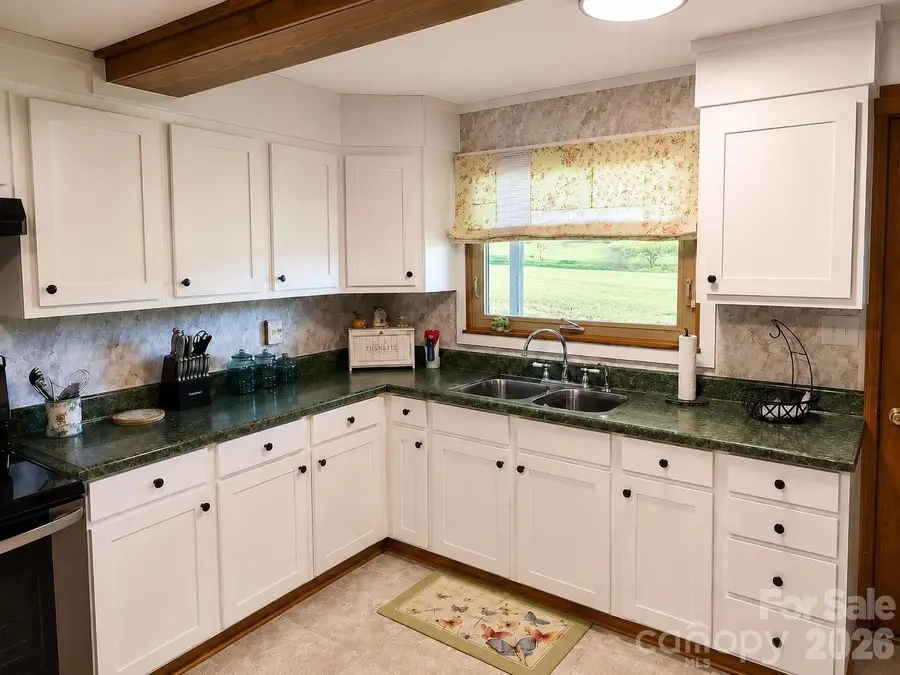 337 Liberty Grove Church Road, Taylorsville, NC 28681 - #2