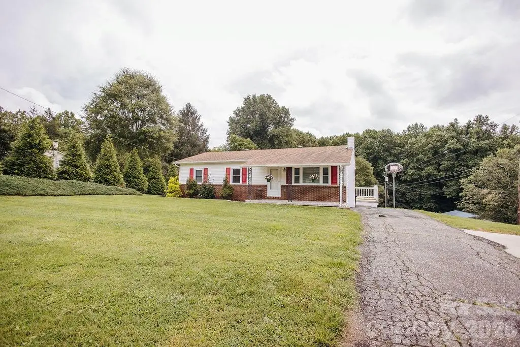 1559 Zion Hill Road, Marion, NC 28752 - #1