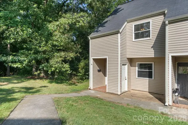 9149 Spyglass Place, Charlotte, NC 28214