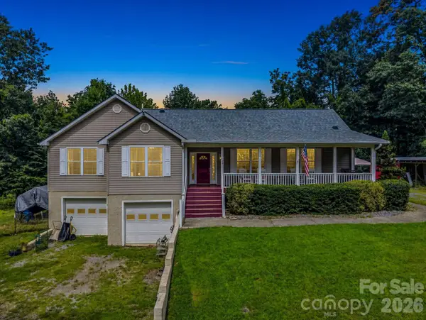 136 Limousine Lane, Pisgah Forest, NC 28768