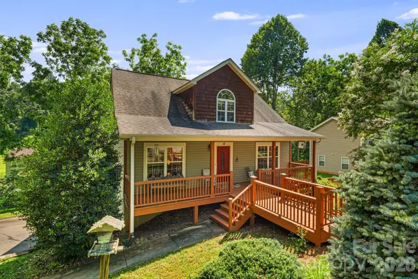 16 Heather Mist Drive, Weaverville, NC 28787