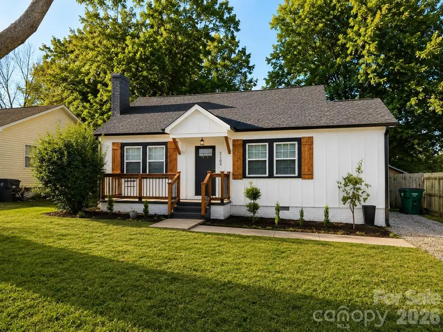 2104 St Mark Street, Charlotte, NC 28216 - #2