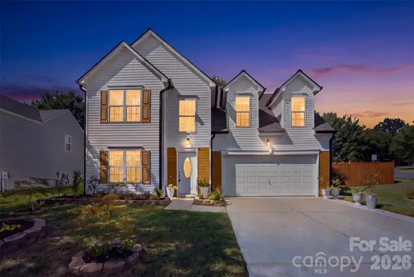 7204 Hidden Creek Drive, Charlotte, NC 28214