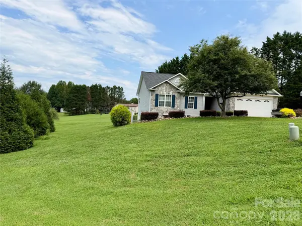 38 A Avenue, Taylorsville, NC 28681