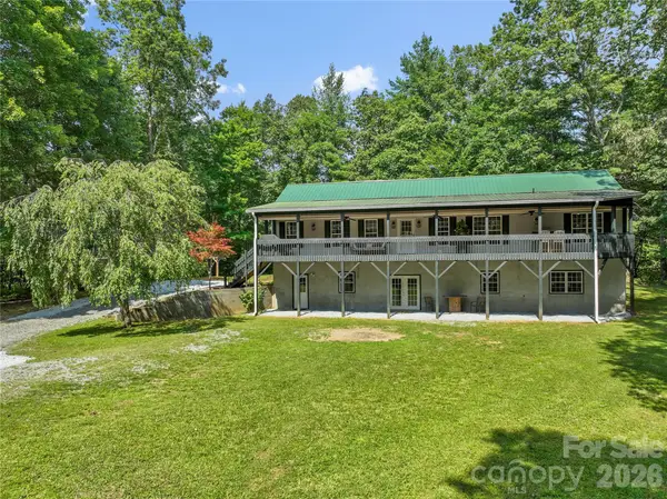 2230 Walnut Hollow Road, Brevard, NC 28712