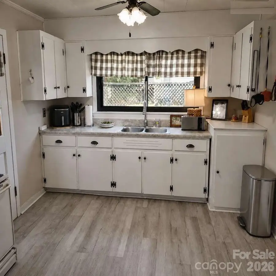 70 Temple Church Road, Brevard, NC 28712 - #2