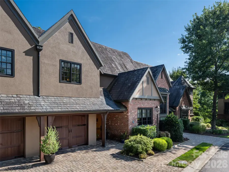 16 Village Oak Drive, Arden, NC 28704 - #2