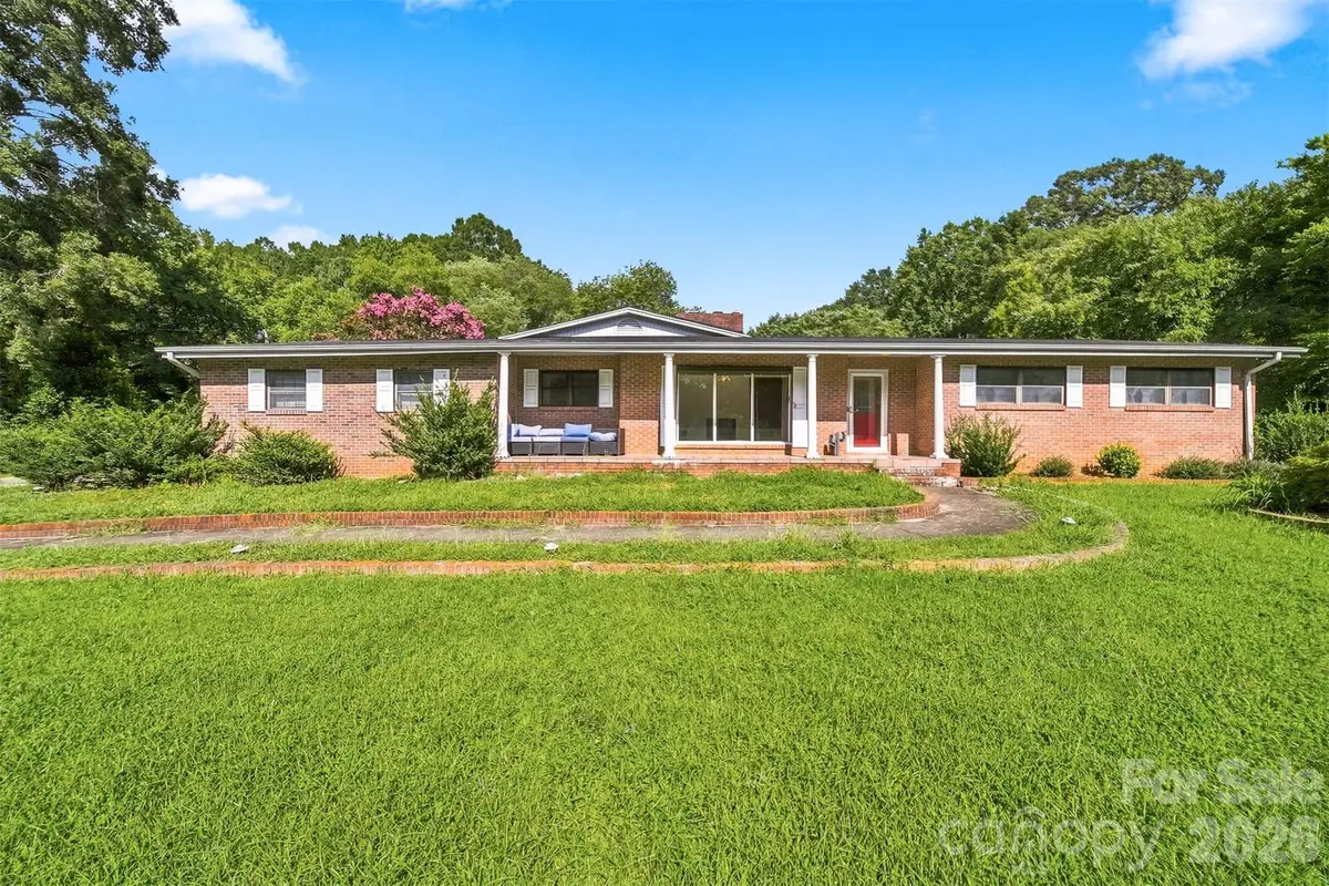 324 Northwood Park, Taylorsville, NC 28681 - #1