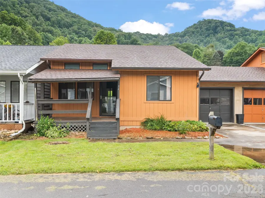 94 Market Street, Maggie Valley, NC 28751 - #3