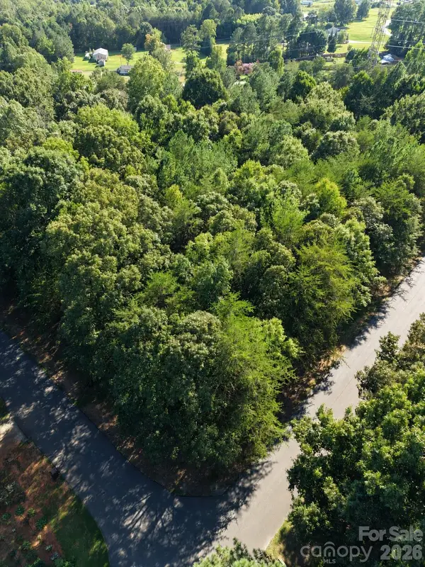 1550 Maiden Wood Circle, Maiden, NC 28650