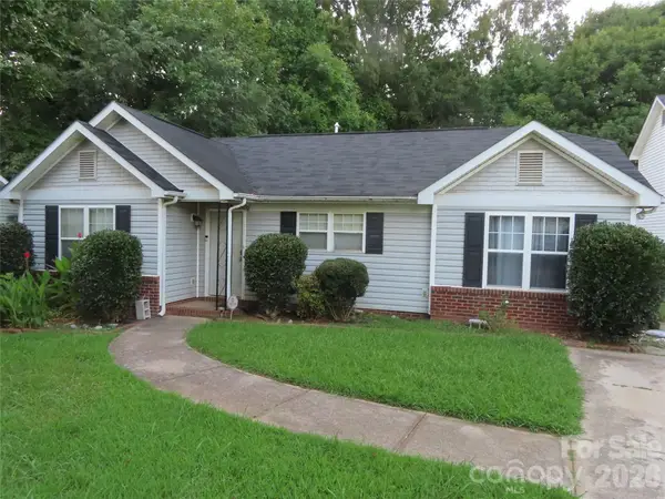 1940 Bromwich Road, Charlotte, NC 28208