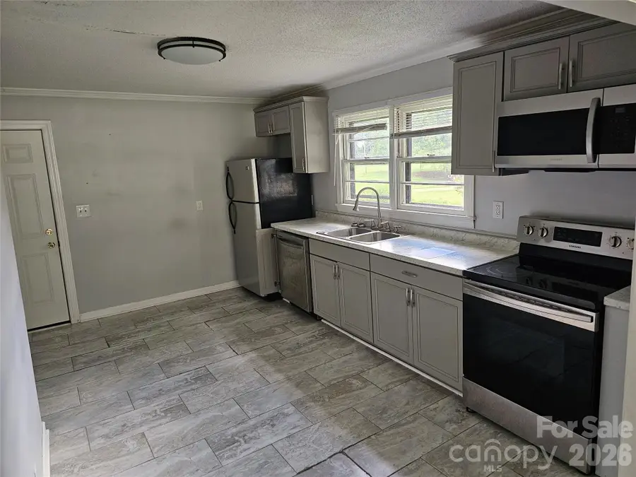 840 W Garrison Boulevard, Gastonia, NC 28052 - #3