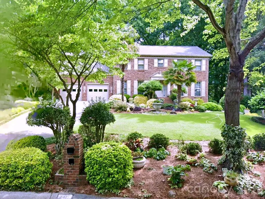 2415 Hopecrest Drive, Charlotte, NC 28210 - #2