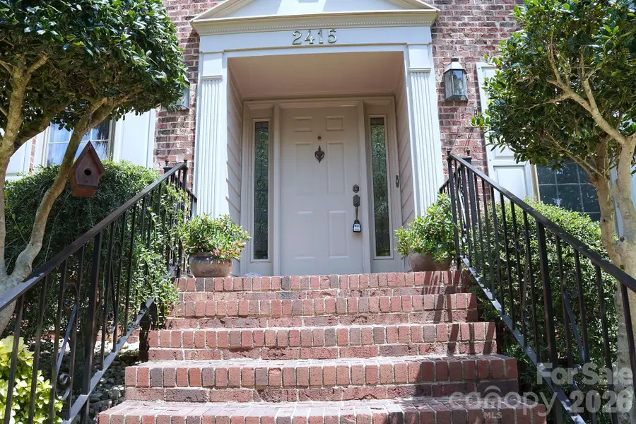 2415 Hopecrest Drive, Charlotte, NC 28210 - #3