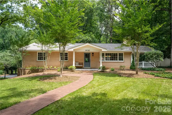 30 Stockwood Road, Asheville, NC 28803