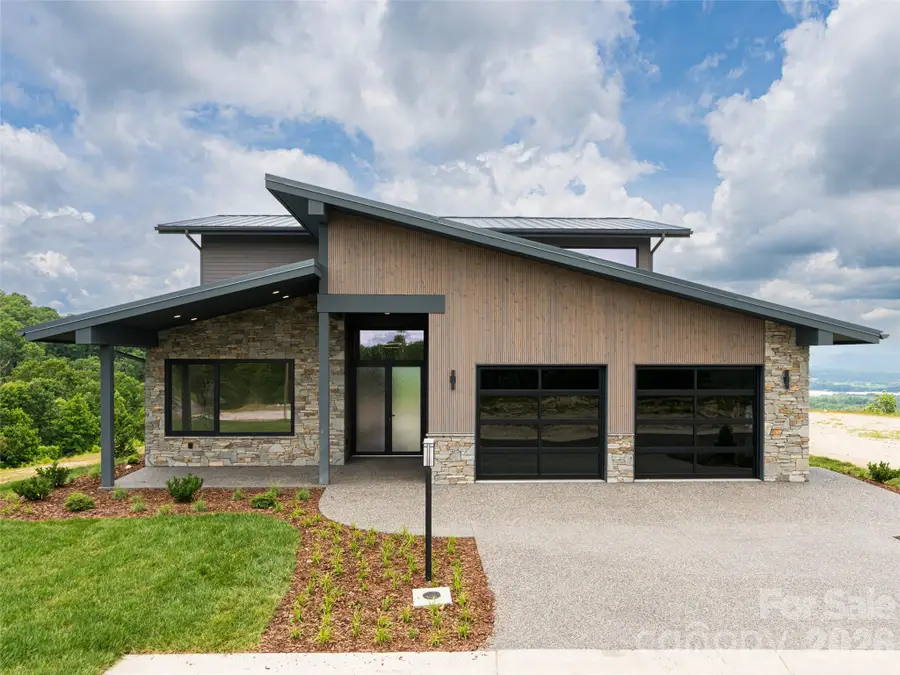 24 S Watchman Drive #10 & 11, Hendersonville, NC 28791 - #3
