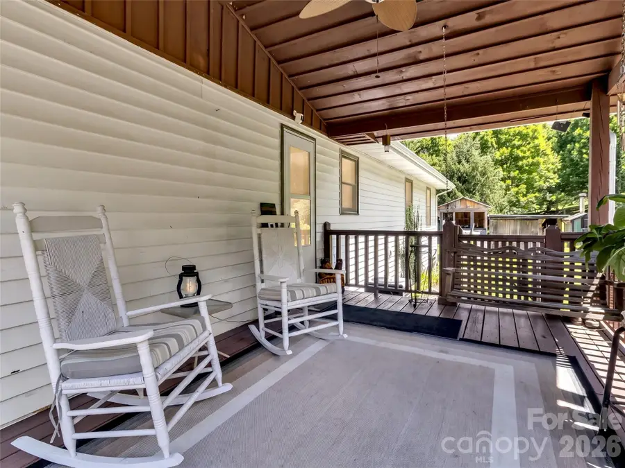 555 Acres View Drive, Waynesville, NC 28786 - #3