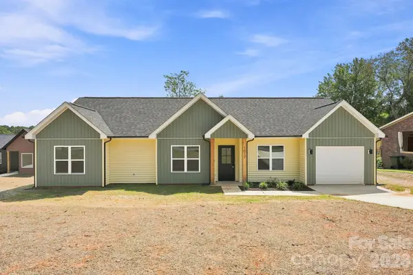1517 Robin Road, Newton, NC 28658