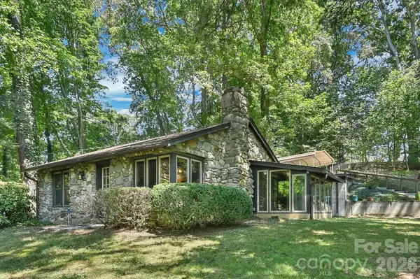 26 Candler School Road, Candler, NC 28715