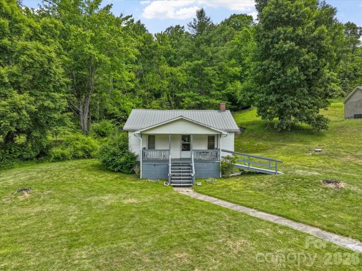 659 Newdale Church Road, Burnsville, NC 28714 - #1