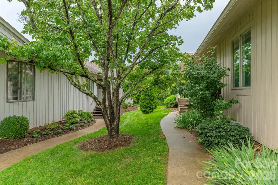 121 Deerlake Drive, Asheville, NC 28803 - #2