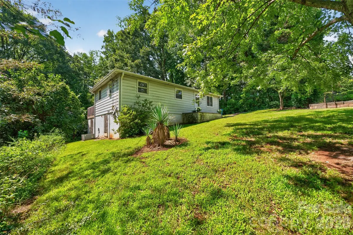 314 22nd Street Court Se, Hickory, NC 28602 - #1