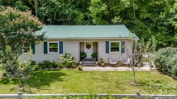 1772 Nc 9 Highway, Black Mountain, NC 28711