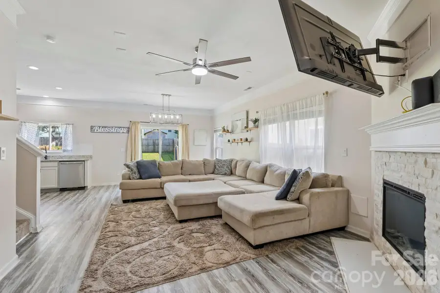 10302 Hugue Way, Charlotte, NC 28214 - #3