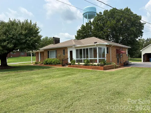 1308 Salem Road, Morganton, NC 28655