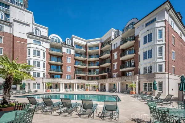 300 W 5th Street #318, Charlotte, NC 28202