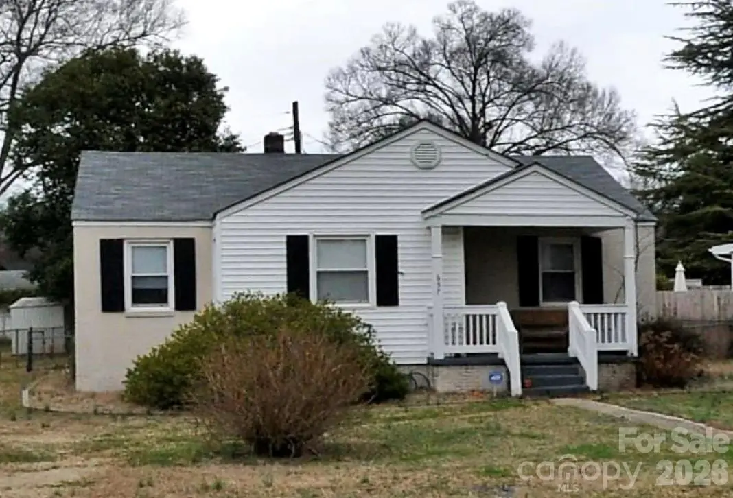 657 Melbourne Court, Charlotte, NC 28209 - #1