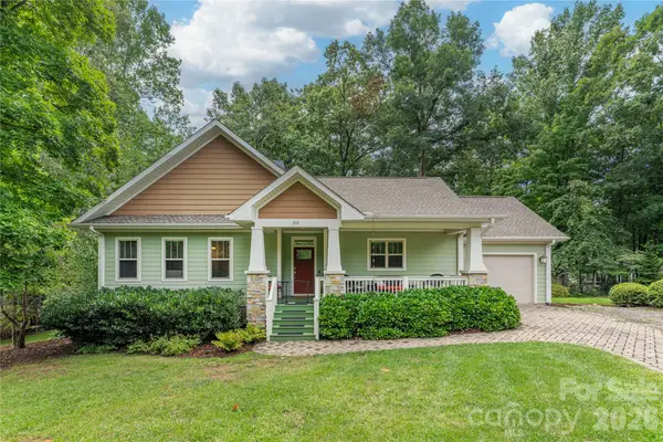 308 Fennel Dun Circle, Biltmore Lake, NC 28715