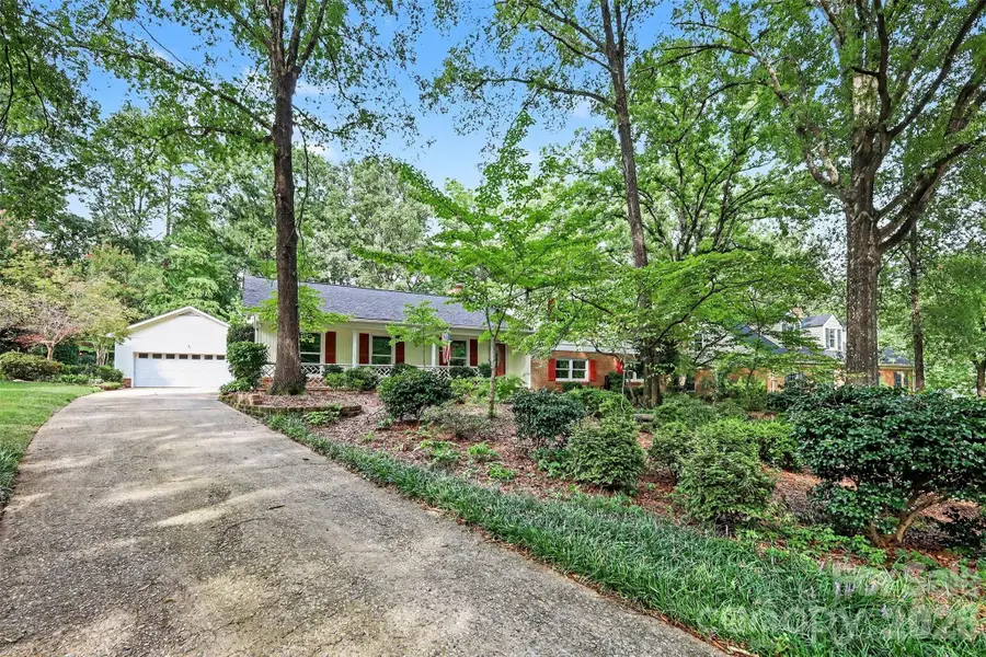 6122 Yellowood Road, Charlotte, NC 28210 - #3