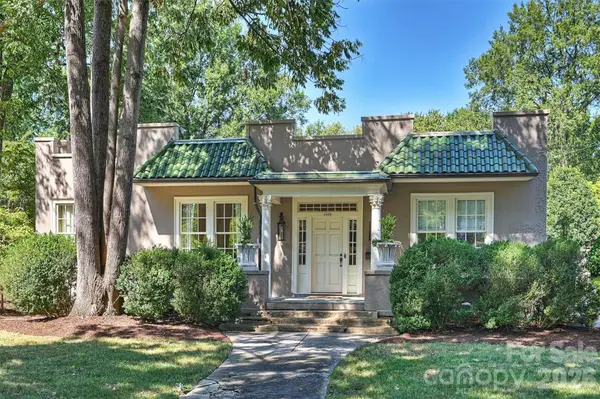 1820 Dilworth Road E, Charlotte, NC 28203