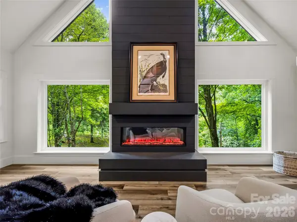 81 Summer Trees Lane, Burnsville, NC 28714