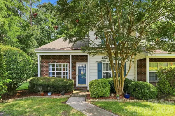 10171 Reindeer Way Lane, Charlotte, NC 28216