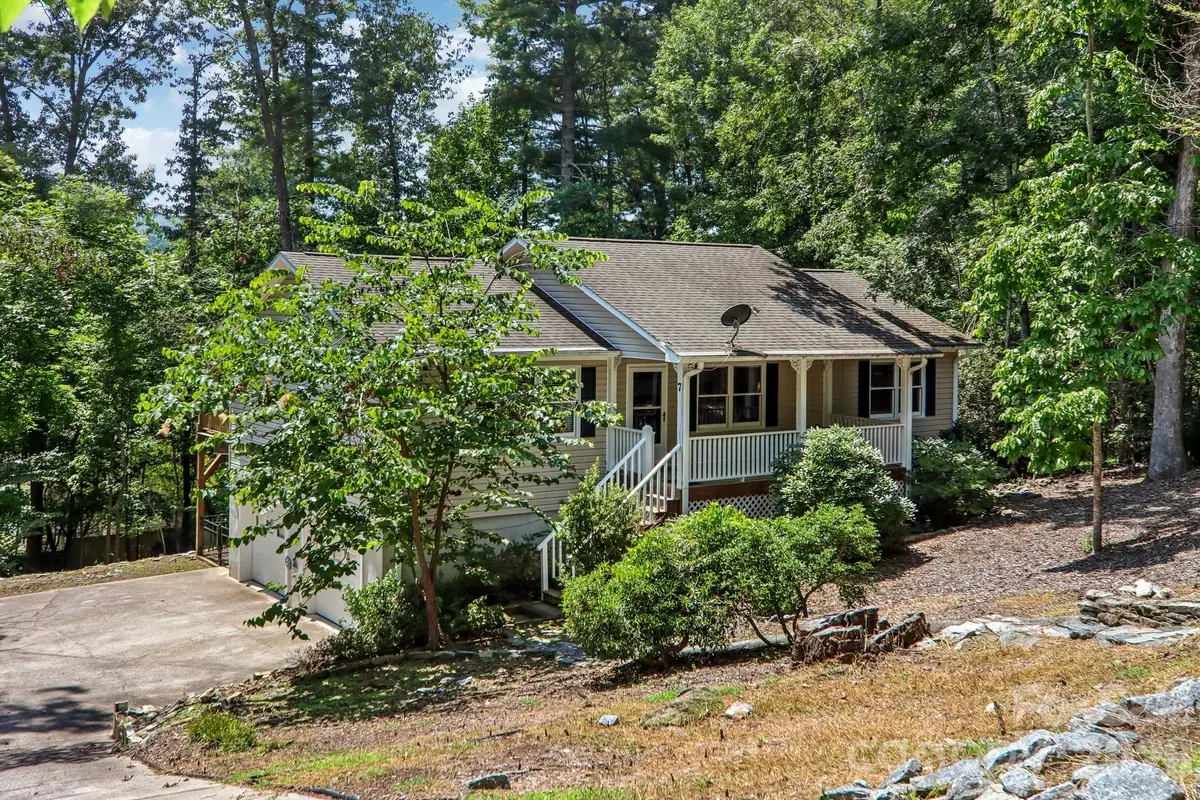 7 Maple Leaf Drive, Hendersonville, NC 28739 - #1