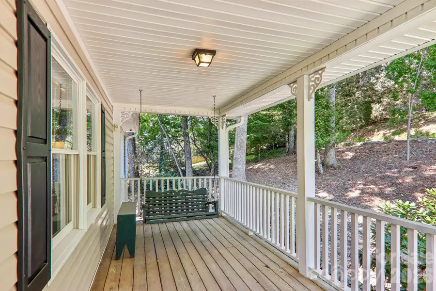 7 Maple Leaf Drive, Hendersonville, NC 28739 - #3