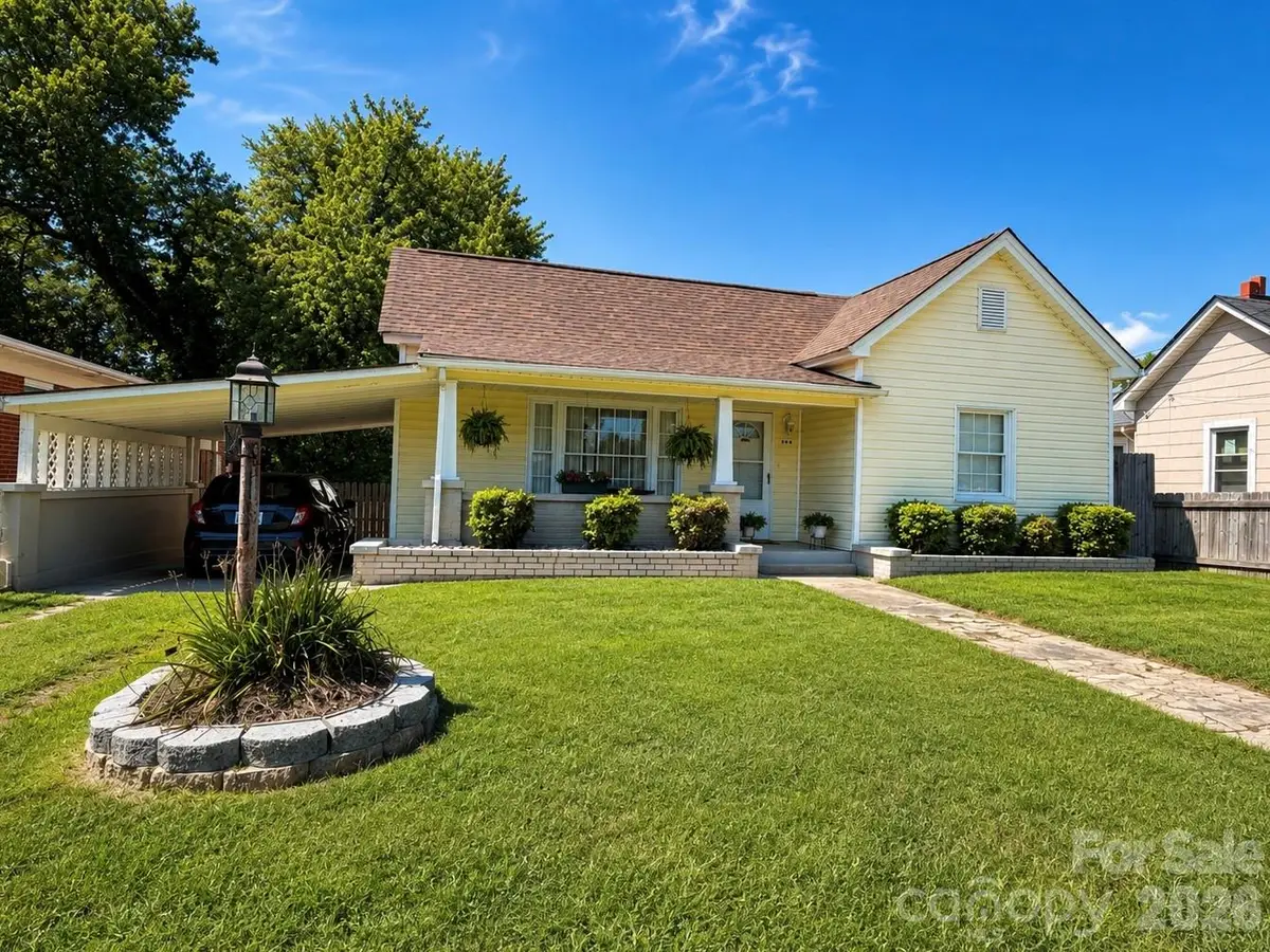 227 W 12th Street, Salisbury, NC 28144 - #1