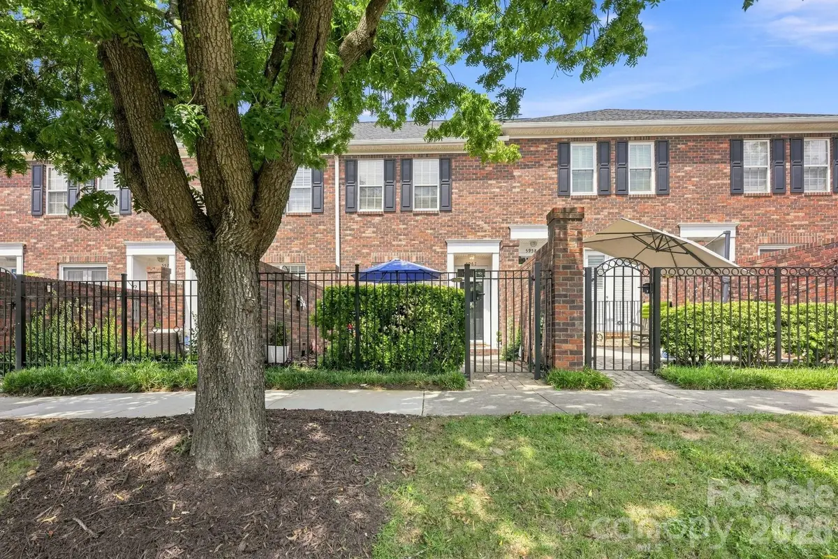 5962 Village Drive Nw, Concord, NC 28027 - #1