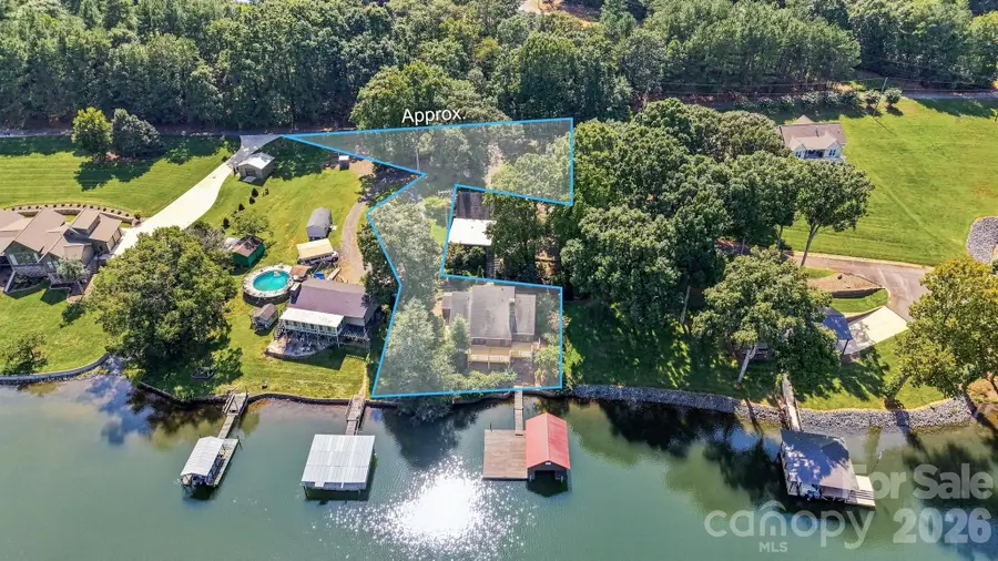 6580 Central Drive, Conover, NC 28613 - #3