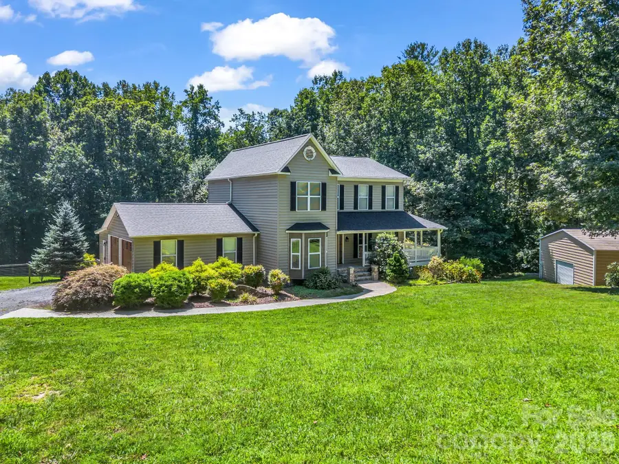 69 Ivy Lane, Fletcher, NC 28732 - #3