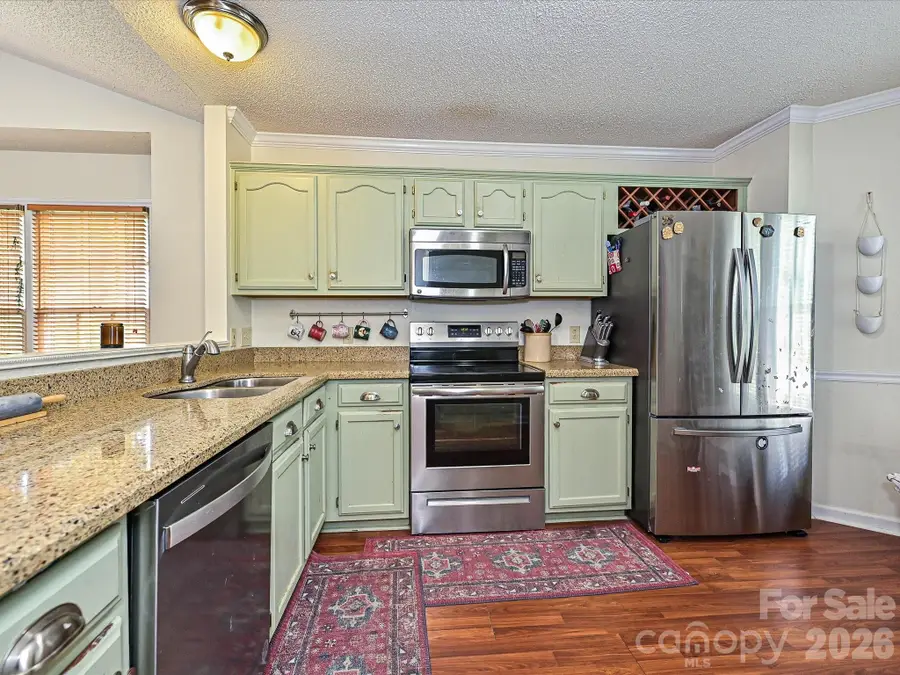 7813 Bridle Court, Charlotte, NC 28216 - #3